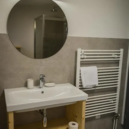 Apartmany Lama شقة