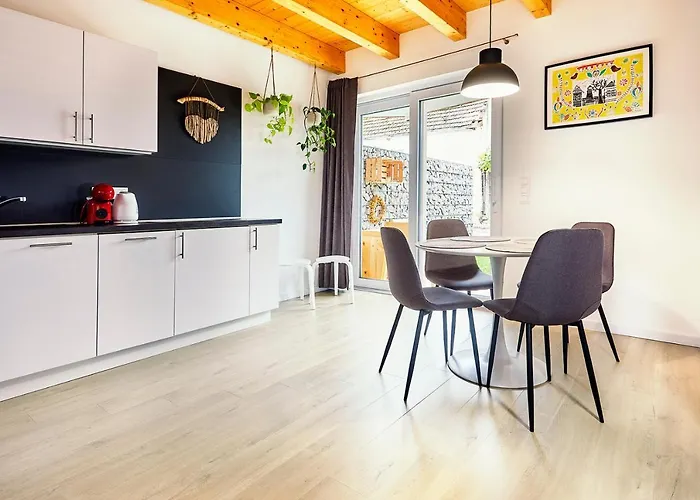 Apartmany Lama
